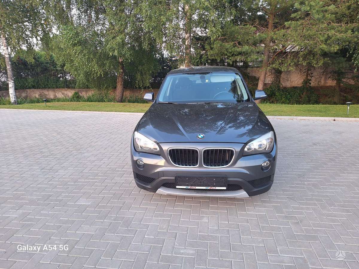 BMW X1 2014 — interior