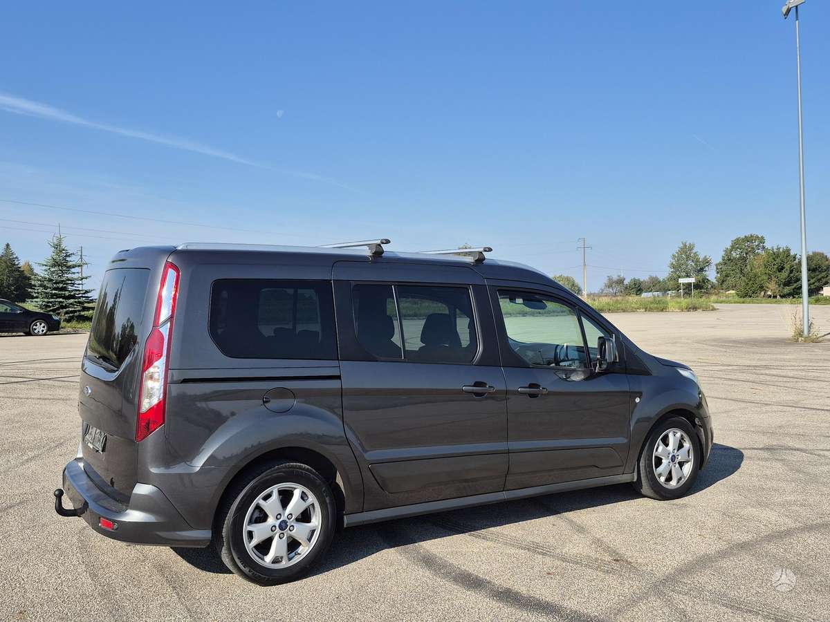 Ford Tourneo 2015 — фото 11