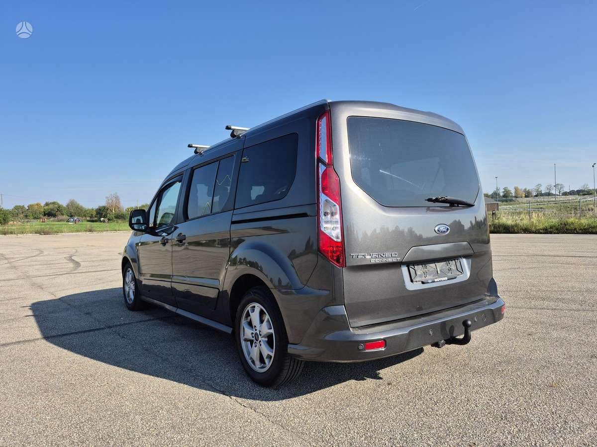 Ford Tourneo 2015 — фото 14