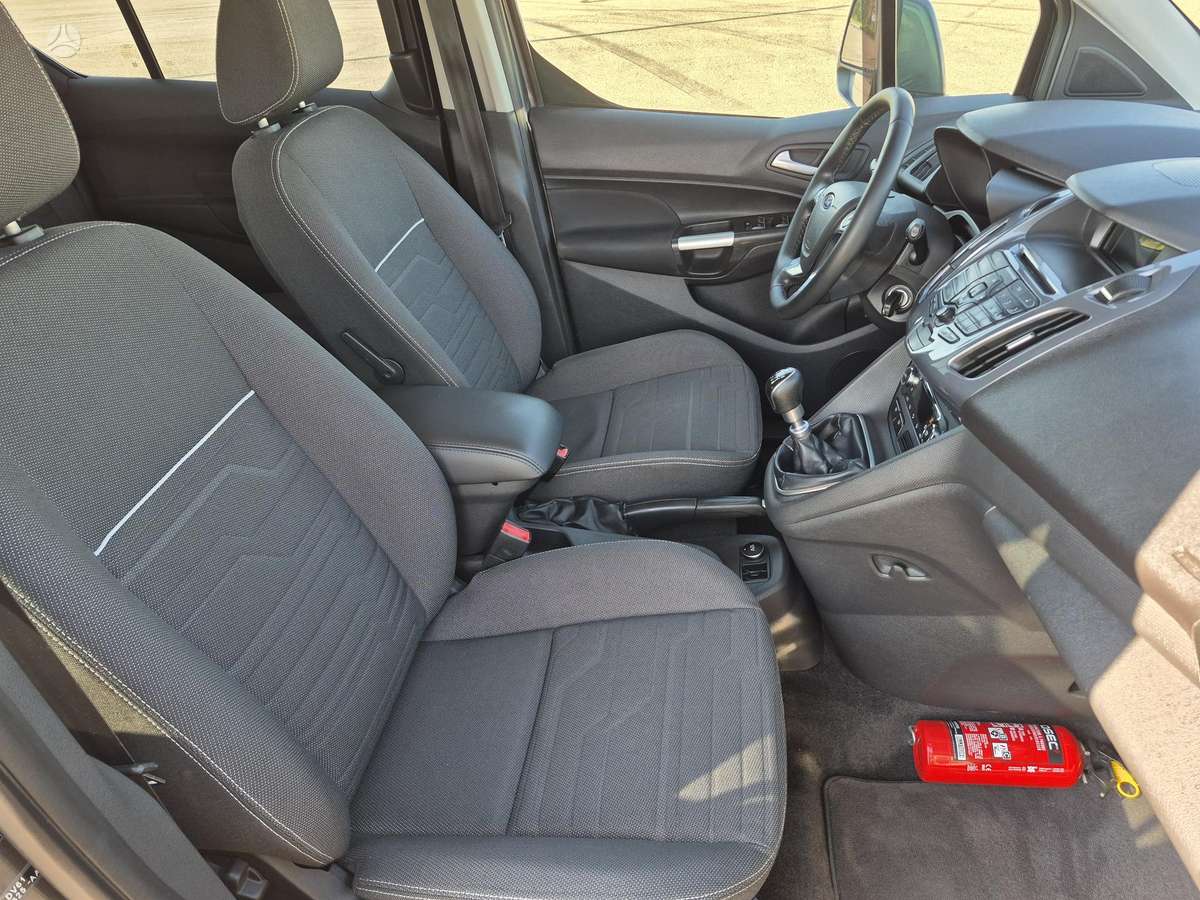 Ford Tourneo 2015 — фото 22