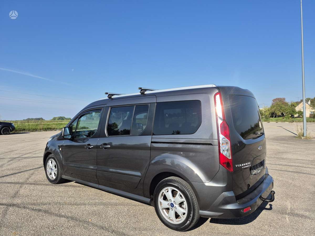 Ford Tourneo 2015 — двигун 1600 cm³, 117 HP (86kW)