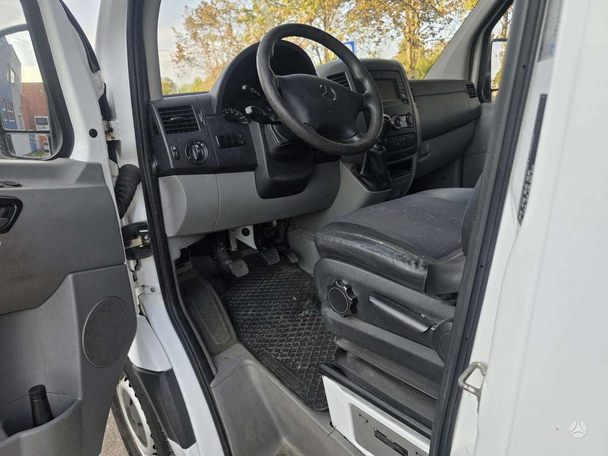 Mercedes-Benz Sprinter 2014 — photo 11