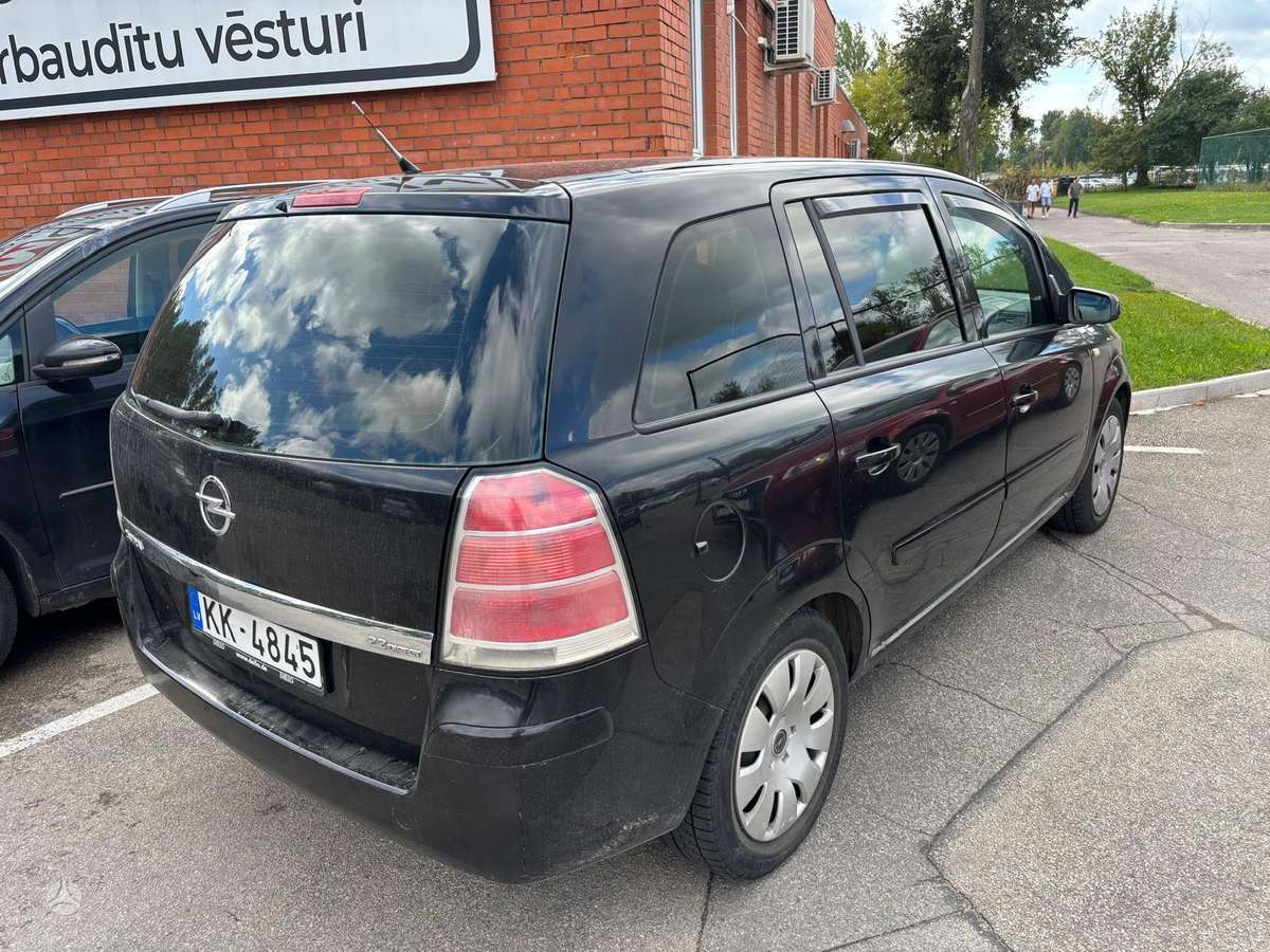Opel Zafira 2007 — photo 5