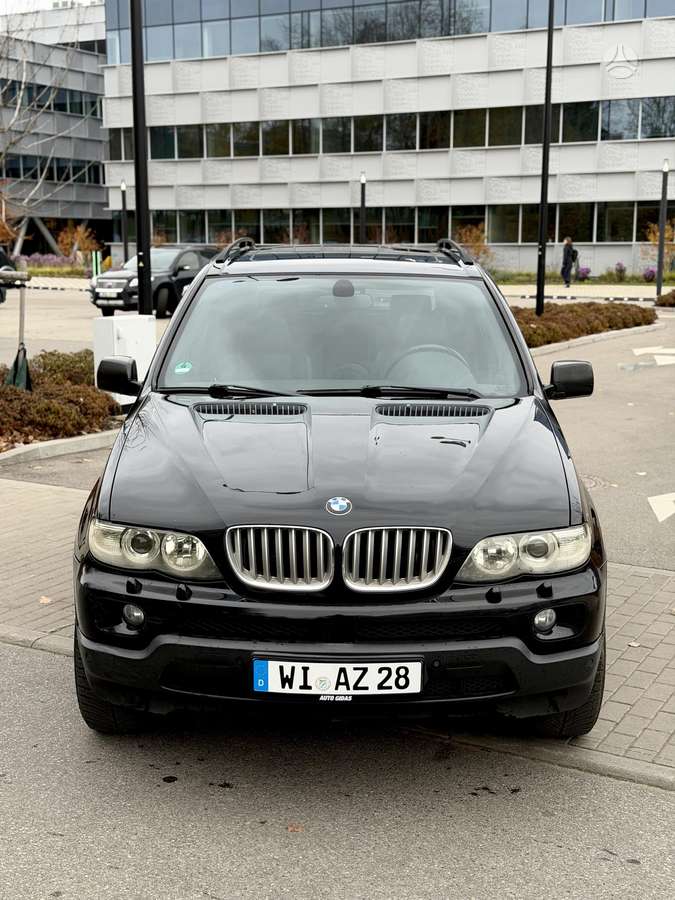 BMW X5 2006 — салон