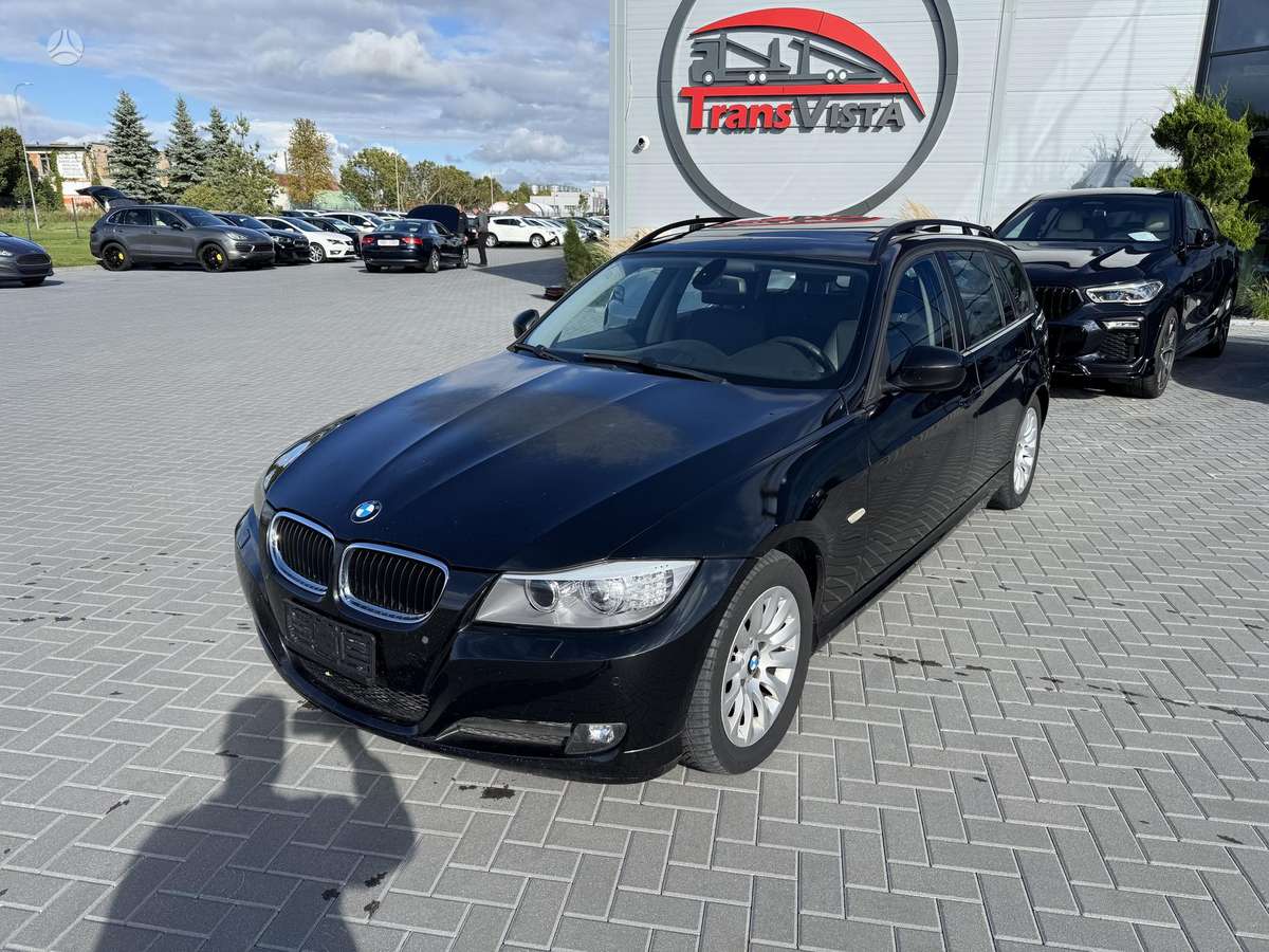 BMW 320, 2010