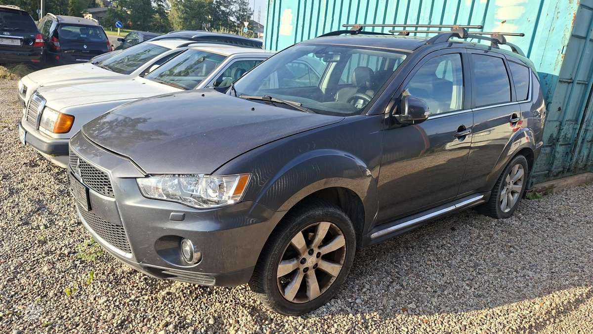 Mitsubishi Outlander 2012 — авто для ЗСУ з Європи