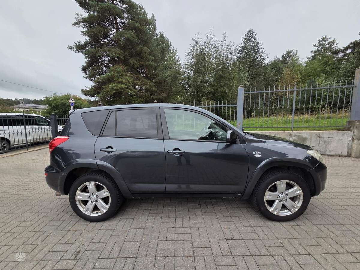 Toyota RAV4 2007 — engine 2231 cm³, 177 HP (130kW)