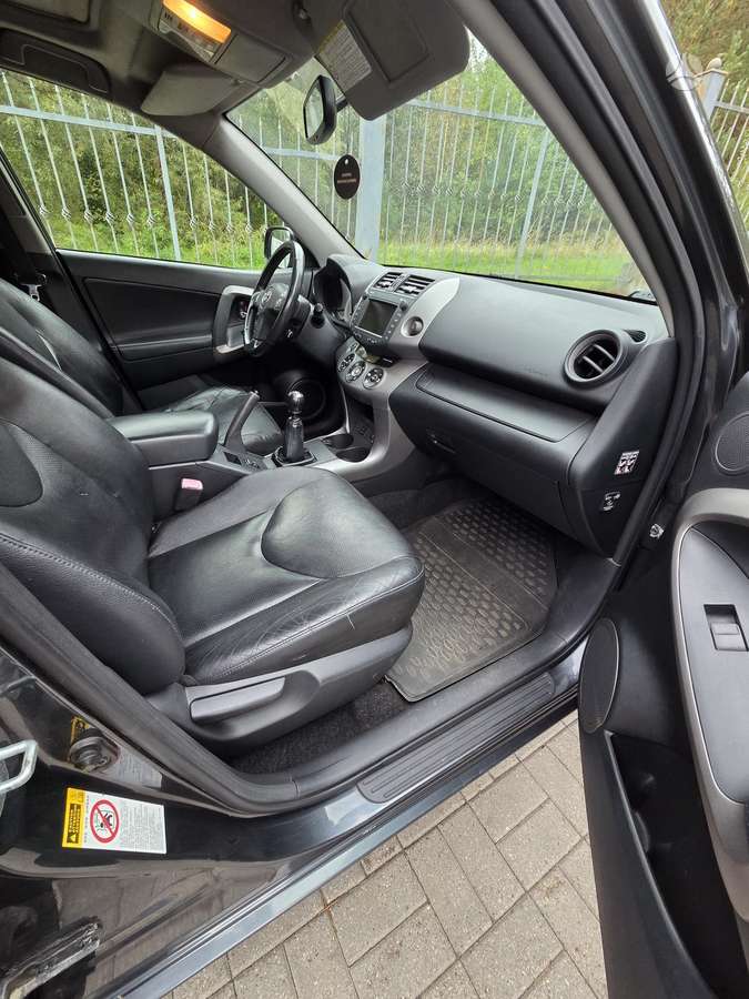Toyota RAV4 2007 — photo 9