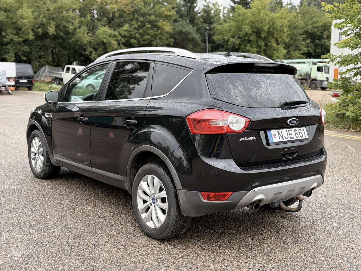 Ford Kuga 2011 — двигун 2000 cm³, 163 HP (120kW)