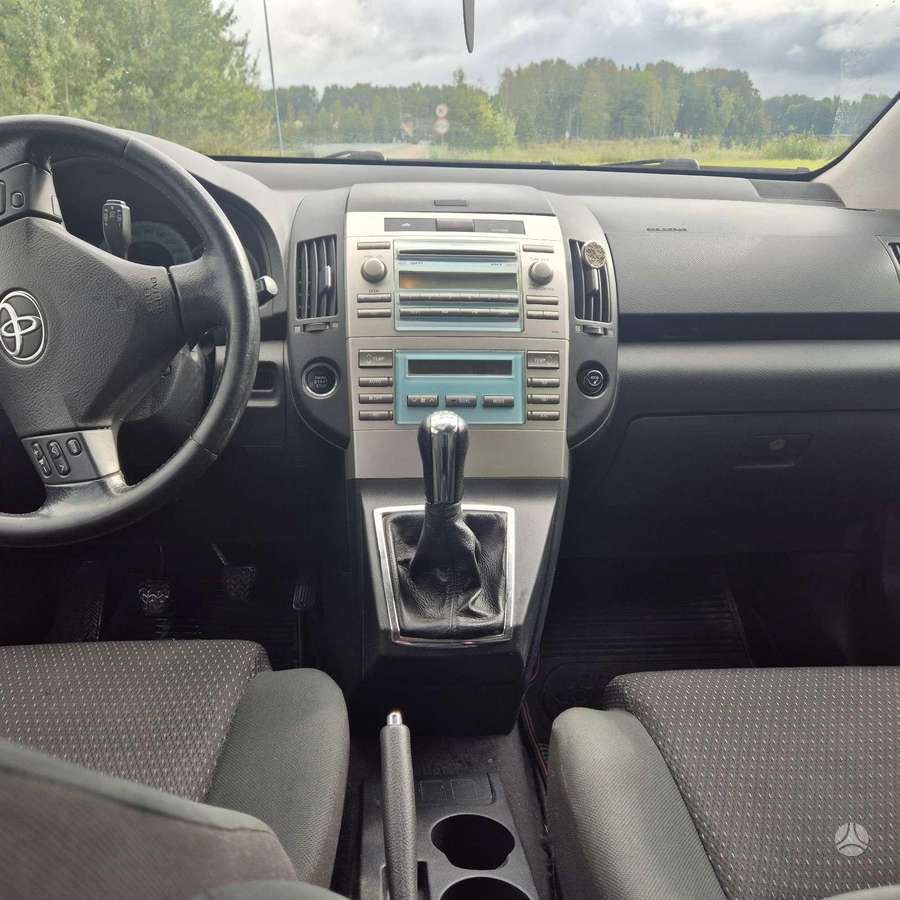 Toyota Corolla 2008 — photo 5