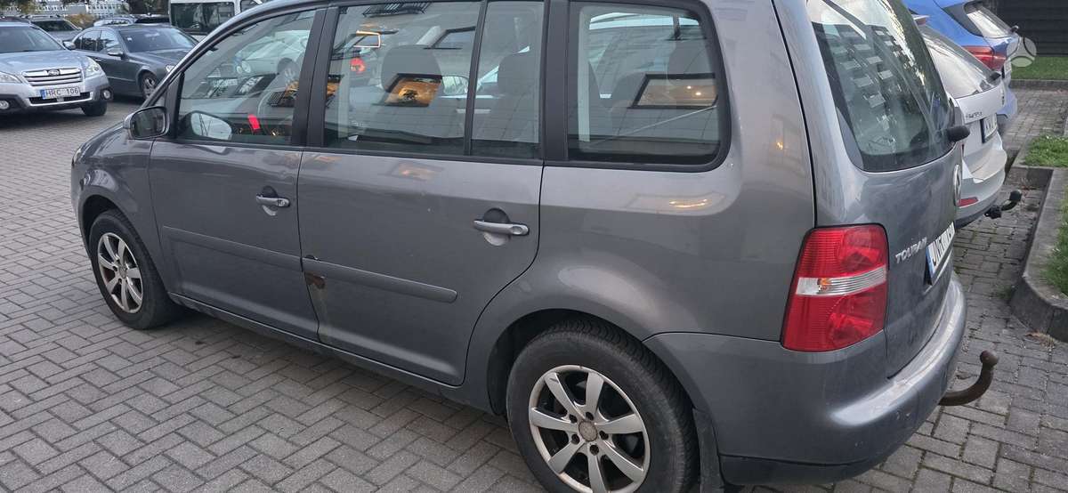 Volkswagen Touran 2006 — photo 9