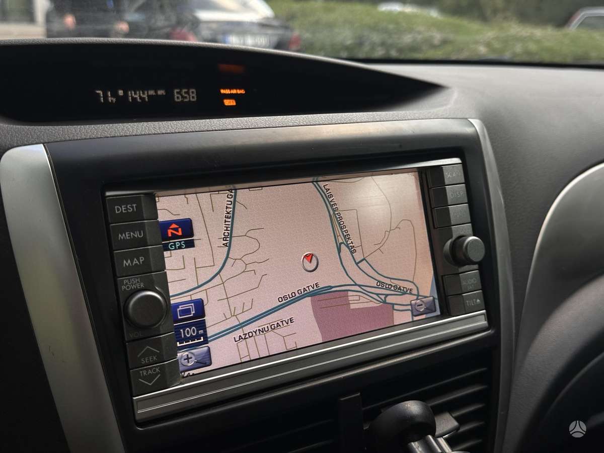 Subaru Forester 2010 — photo 19