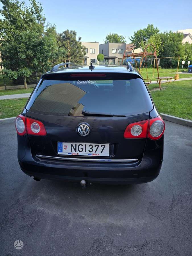 Volkswagen Passat 2009 — photo 5