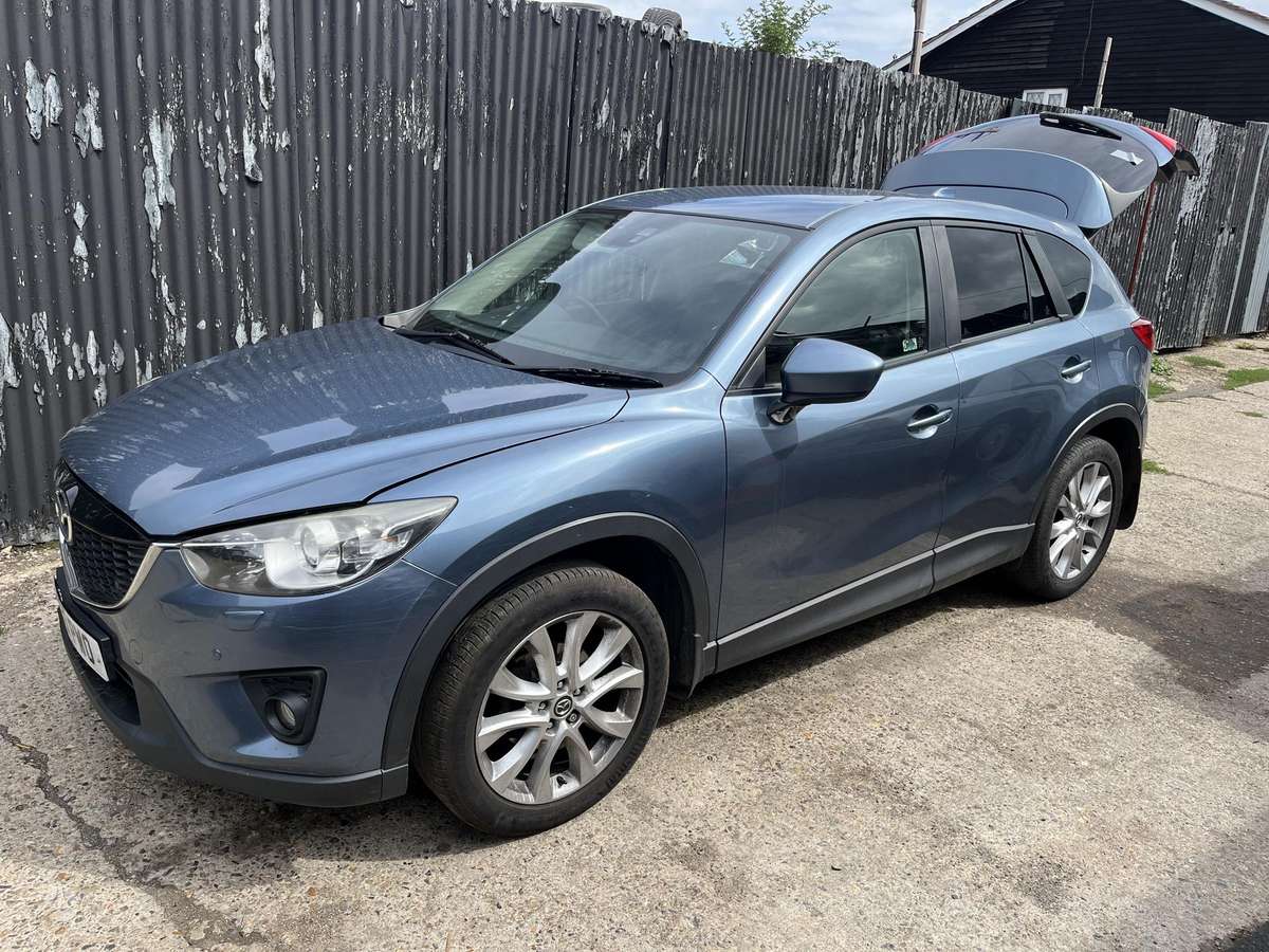 Mazda CX-5 2015 — rear view