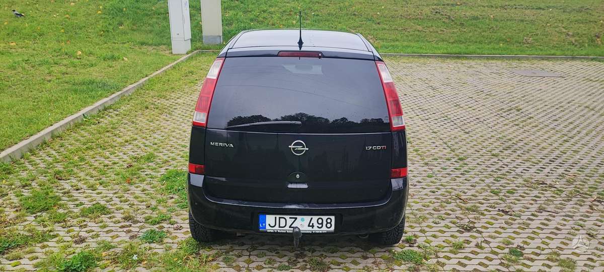 Opel Meriva 2004 — двигун 1686 cm³, 101 HP (74kW)