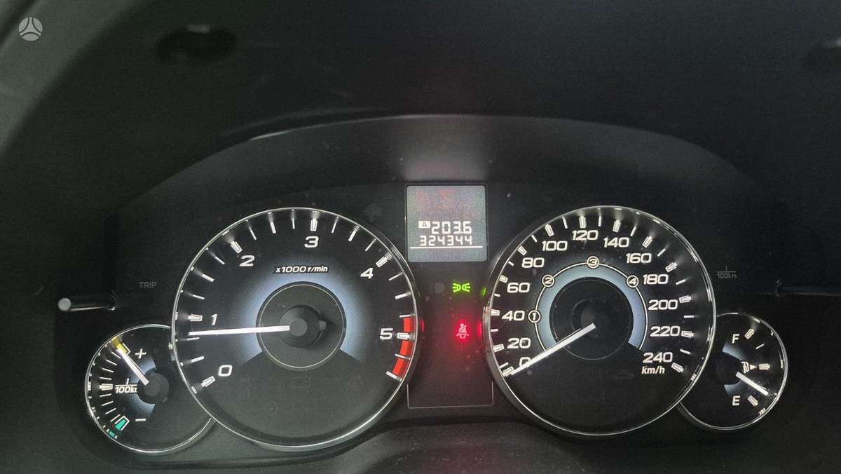 Subaru Outback 2012 — photo 10