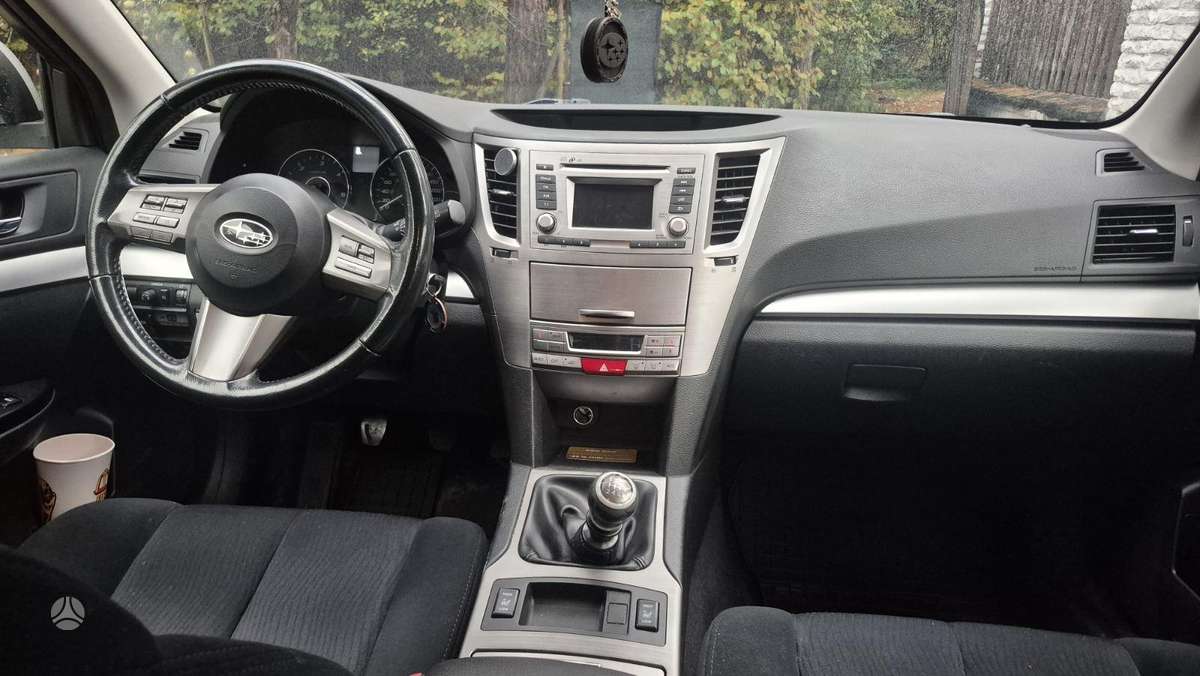 Subaru Outback 2012 — photo 11