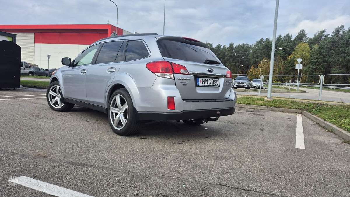 Subaru Outback 2012 — photo 6