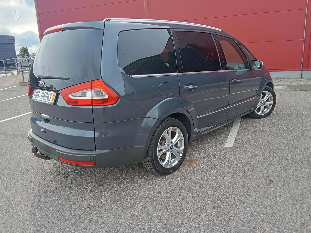 Ford Galaxy 2011 — photo 6