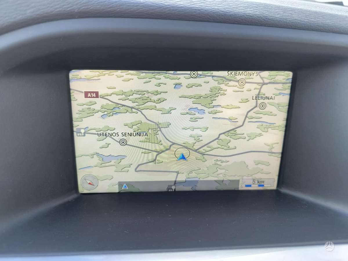 Volvo V60 2013 — photo 15