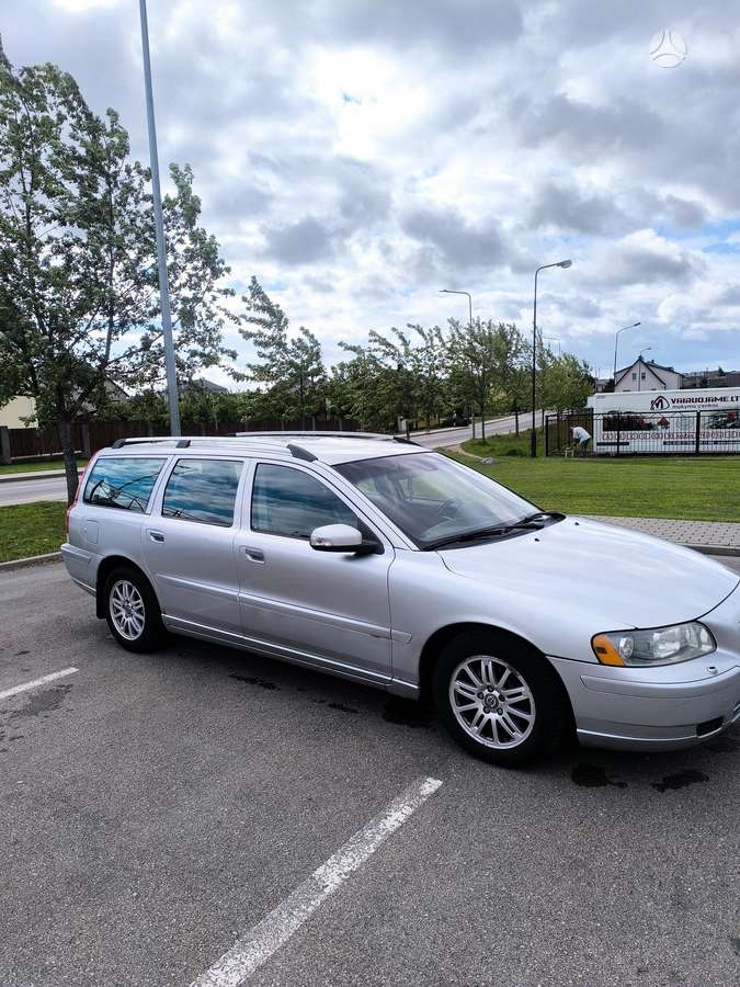 Volvo V70 2007 — engine 2400 cm³, 163 HP (120kW)