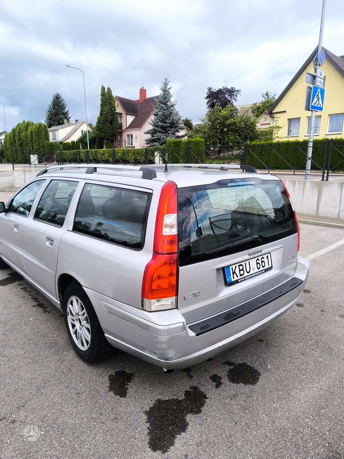 Volvo V70 2007 — photo 8