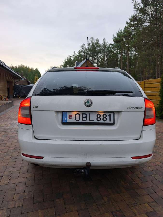 Skoda Octavia 2010 — photo 10