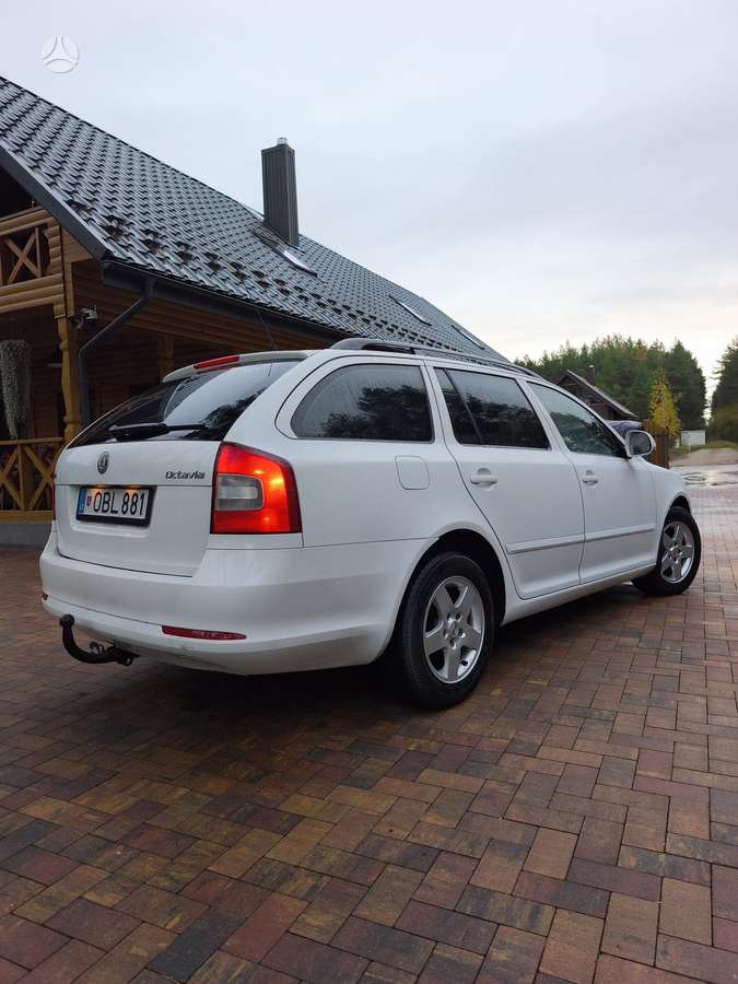 Skoda Octavia 2010 — photo 13