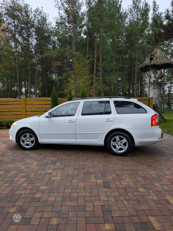 Skoda Octavia 2010 — photo 15