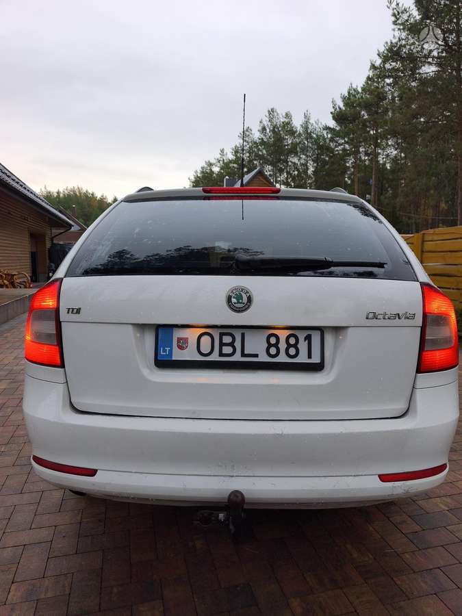 Skoda Octavia 2010 — photo 16