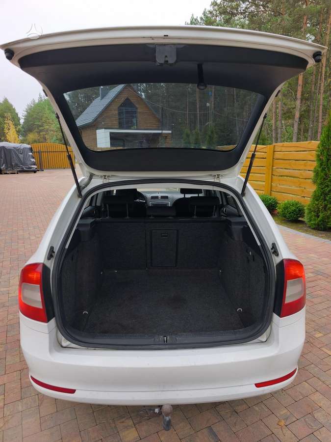 Skoda Octavia 2010 — photo 26