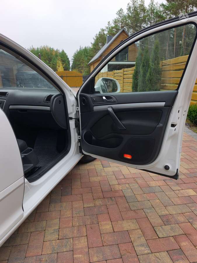 Skoda Octavia 2010 — photo 41