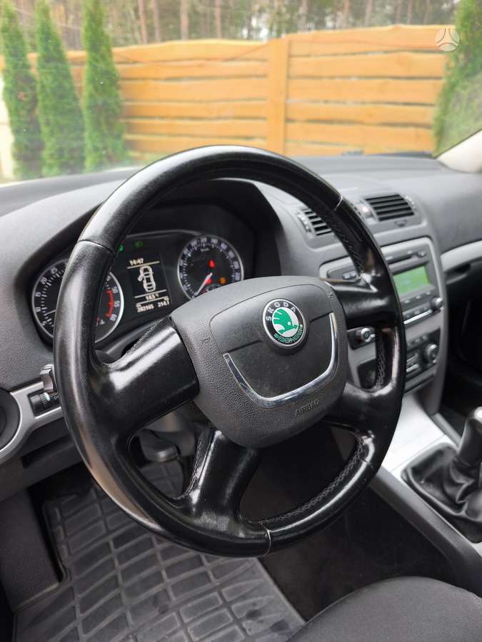 Skoda Octavia 2010 — photo 44
