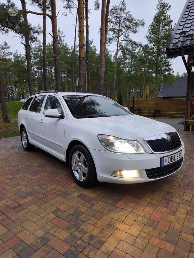 Skoda Octavia 2010 — photo 5