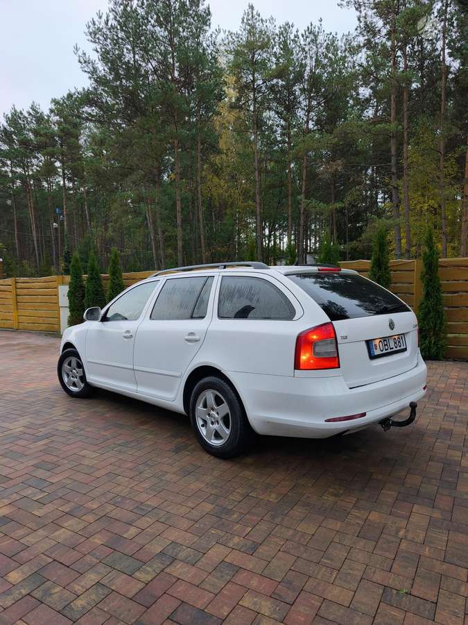 Skoda Octavia 2010 — photo 7