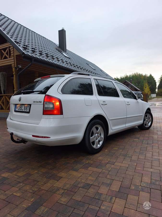 Skoda Octavia 2010 — photo 9
