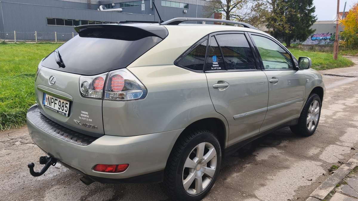 Lexus RX 2007 — interior