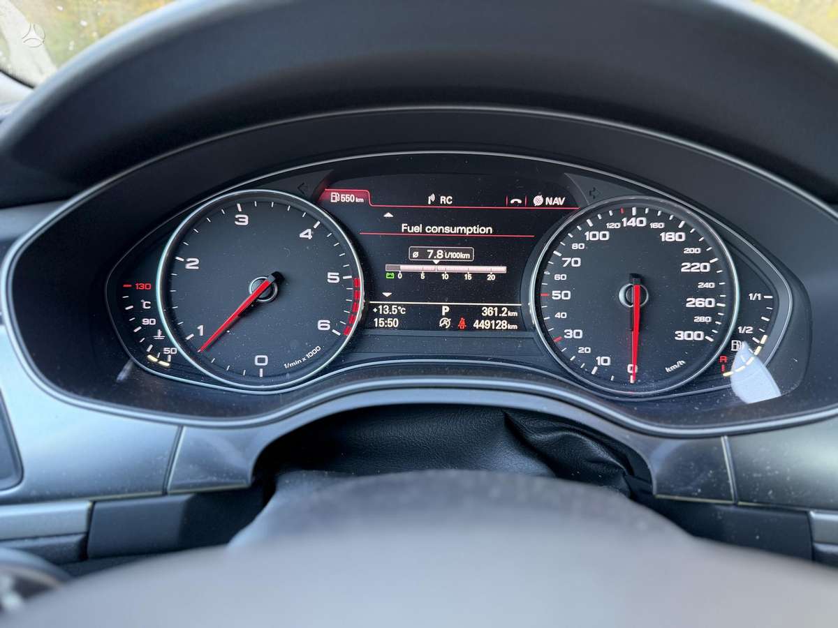 Audi A6 2012 — photo 11