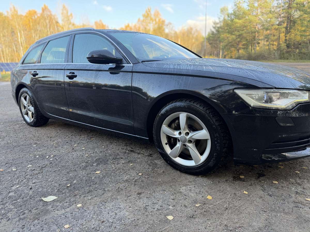 Audi A6 2012 — interior