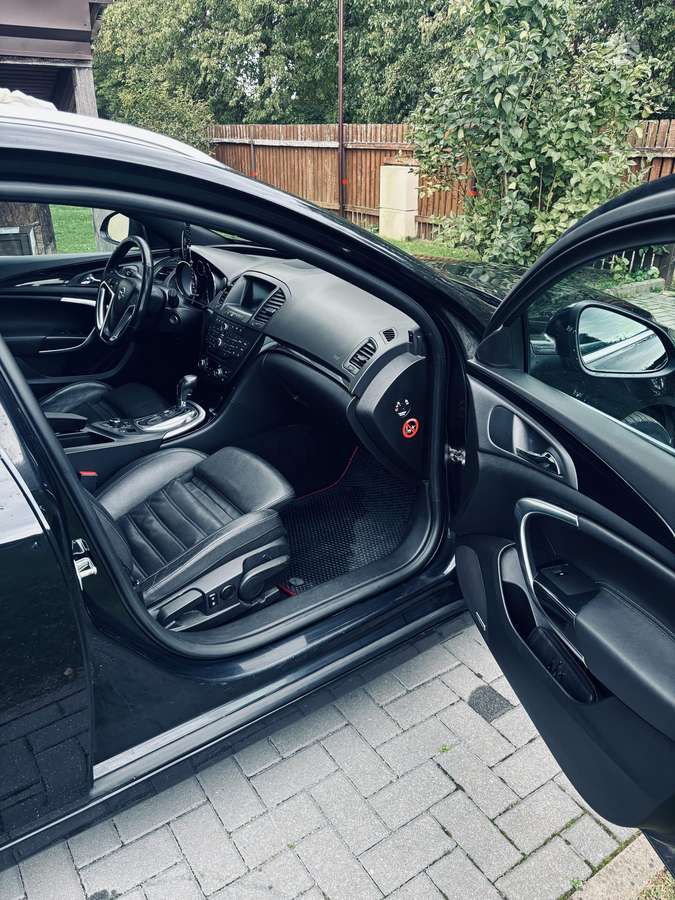 Opel Insignia 2012 — фото 12