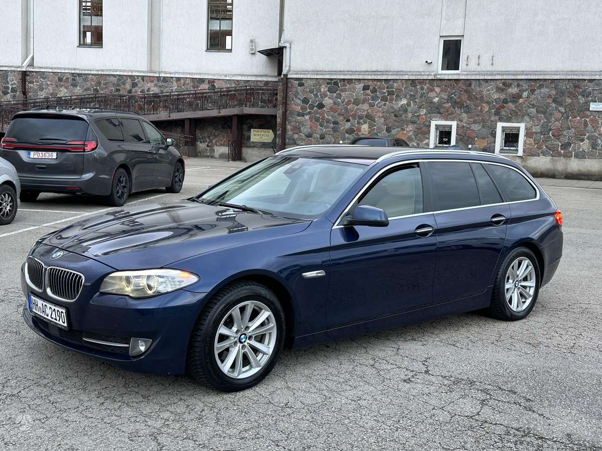BMW 520 2013 — фото 25