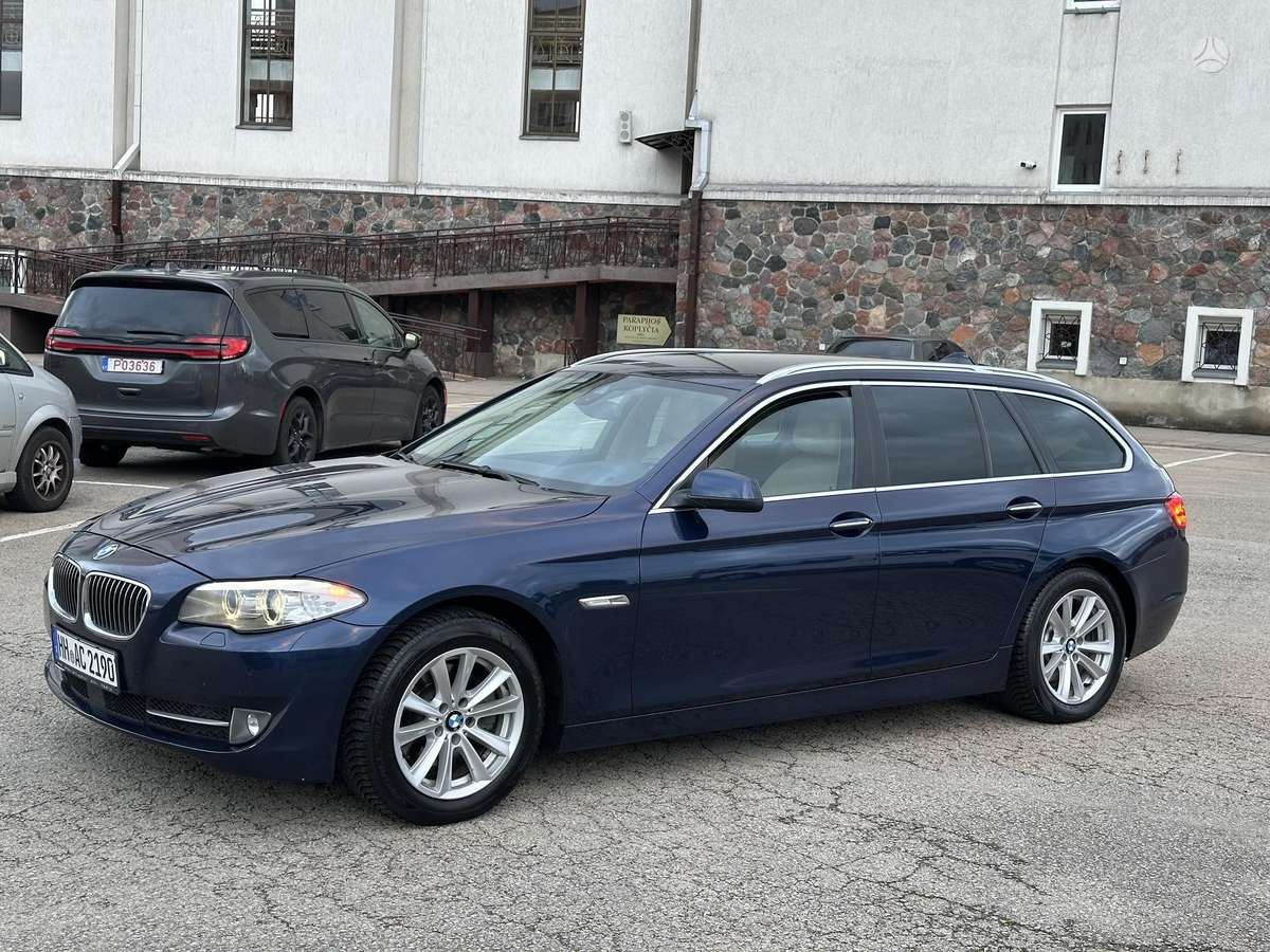 BMW 520 2013 — двигун 1995 cm³, 184 HP (135kW)