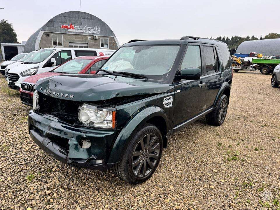 Land Rover, 2012