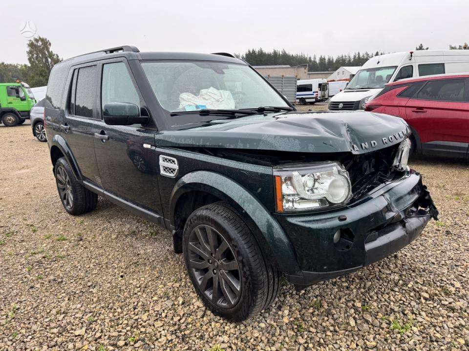 Land Rover 2012 — interior