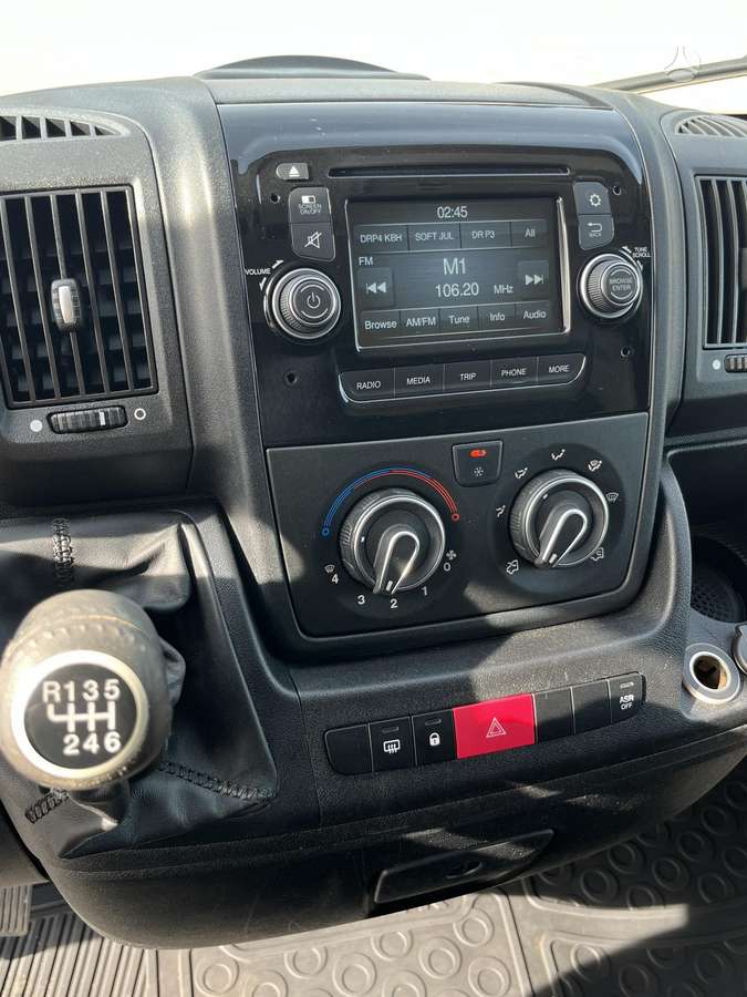Peugeot Boxer 2014 — photo 15