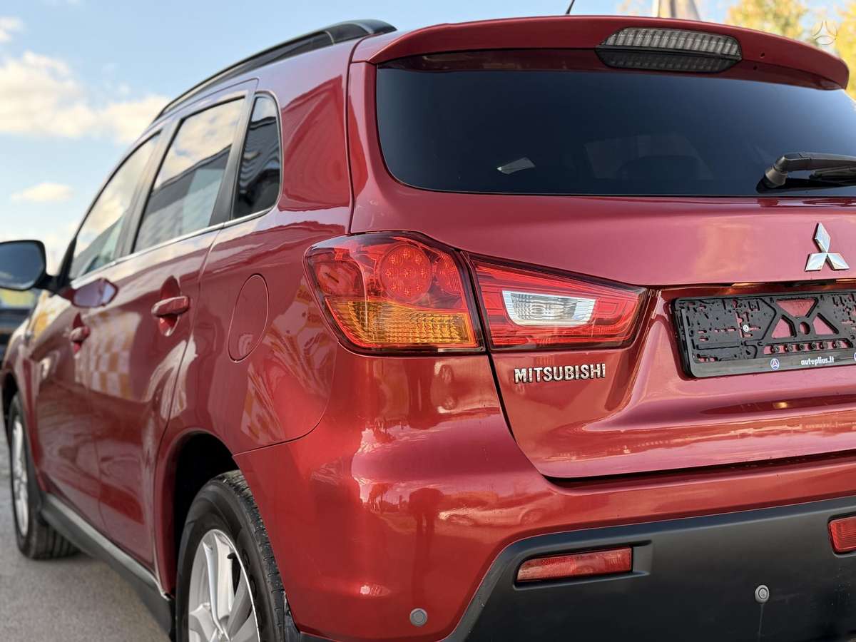 Mitsubishi ASX 2011 — photo 17