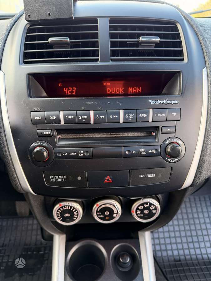 Mitsubishi ASX 2011 — photo 28