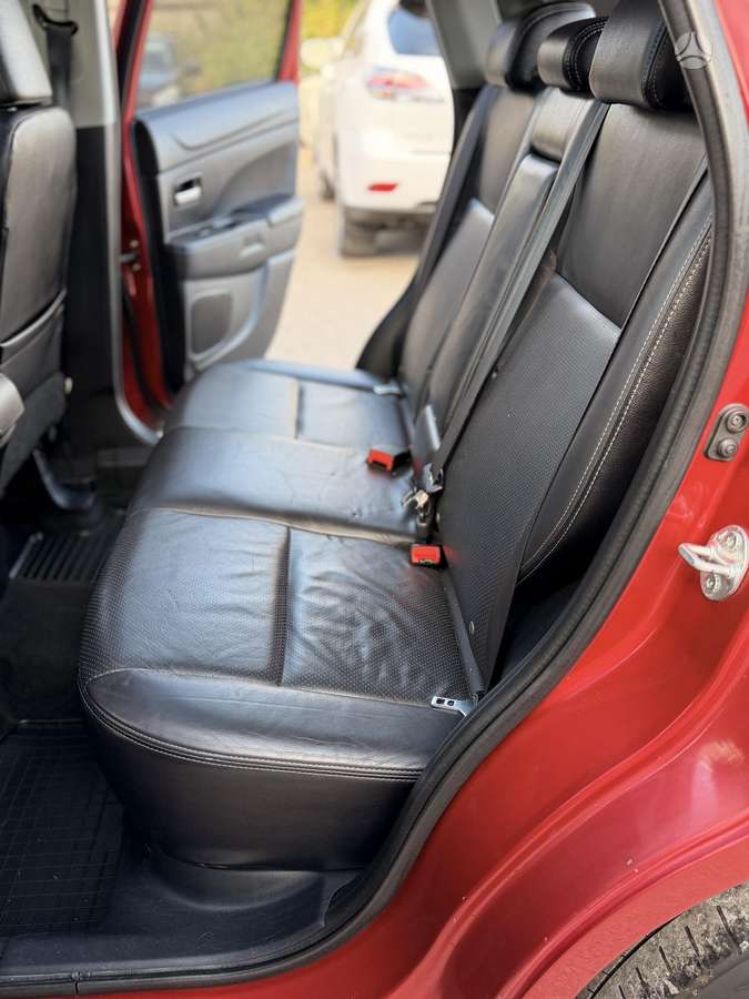 Mitsubishi ASX 2011 — photo 35