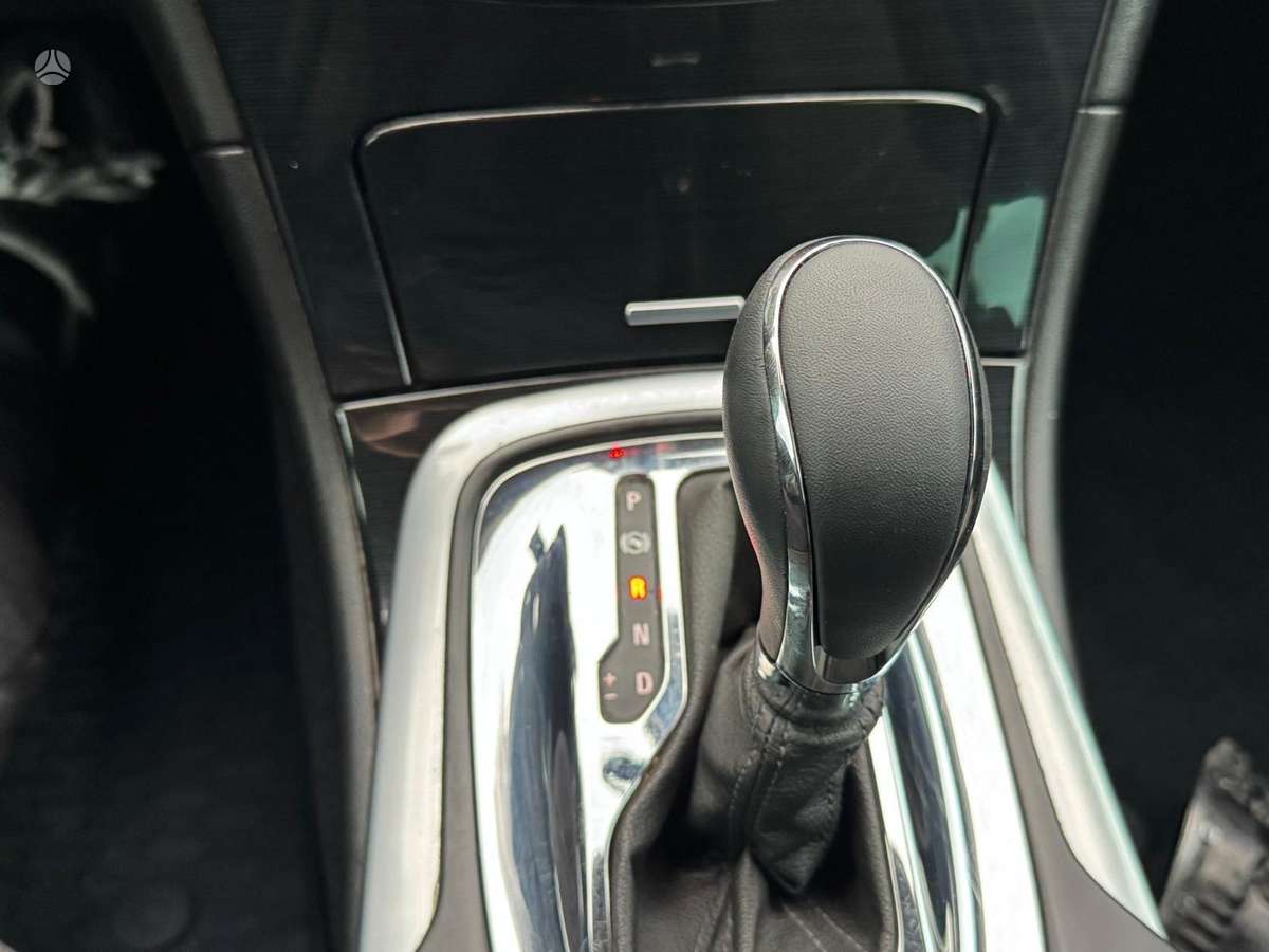Opel Insignia 2015 — photo 18