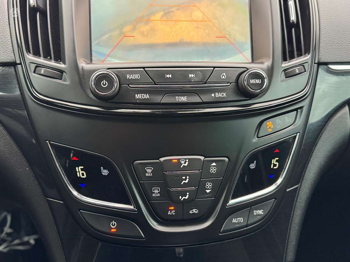 Opel Insignia 2015 — photo 19